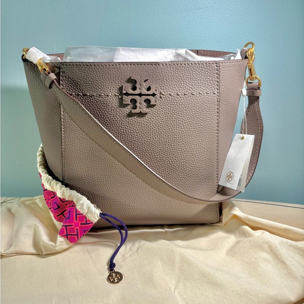 Tory Burch McGraw Hobo in Silver Maple